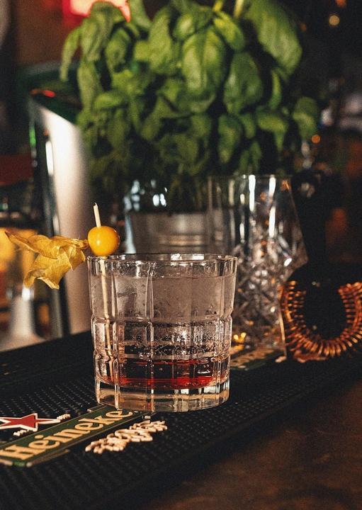 Undecided Bar