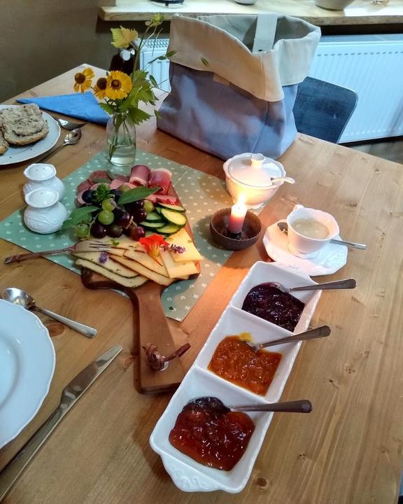Der Kleine Landhausmarkt Naturkost & Cafe