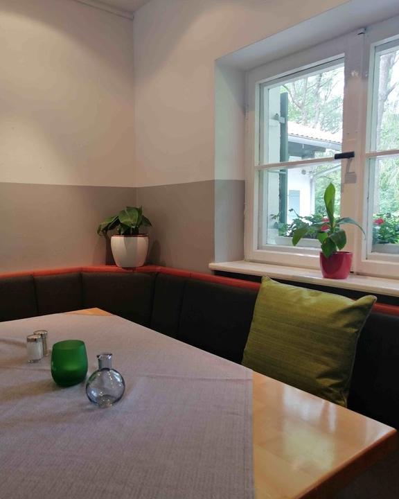 Restaurant Cafe Bei Harry