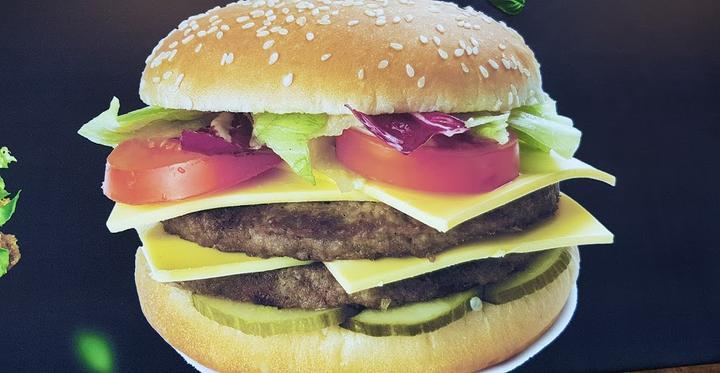 St. Pauli Burger & Noodlehouse