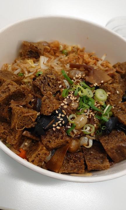 Marubi Dumpling & Noodles