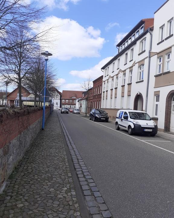 Ihr Landbacker