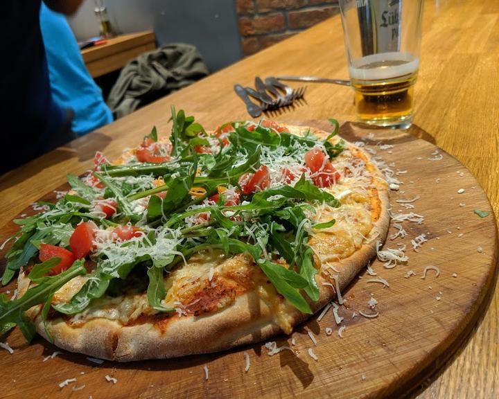 Bistro 90