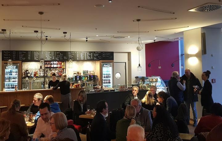 Fun-Food Factory Cafe