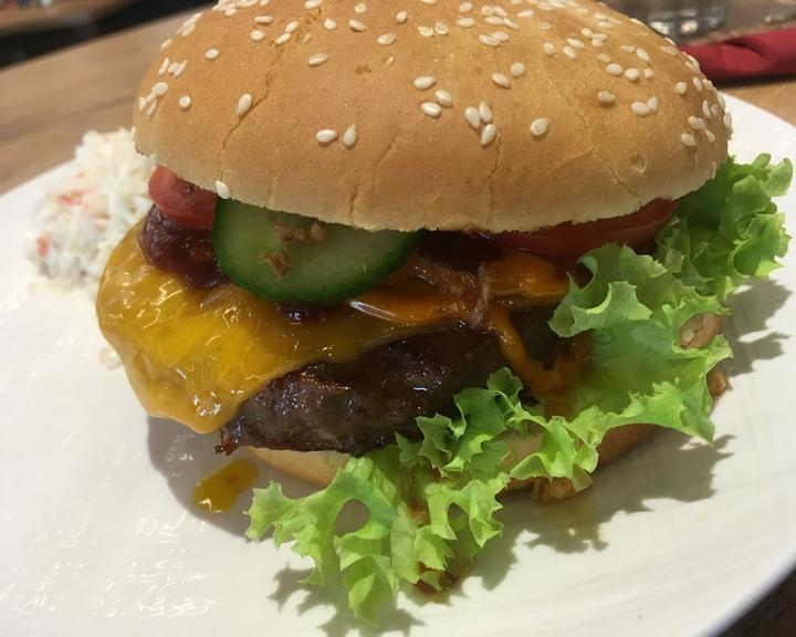 Fun-Food Factory Cafe
