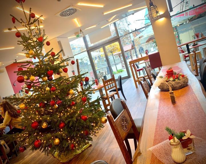 Fun-Food Factory Cafe
