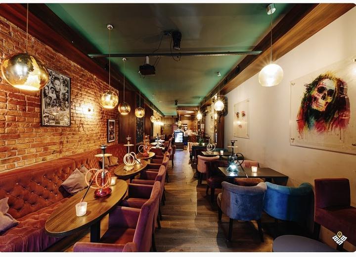 Nineties Shisha-Bar-Lounge