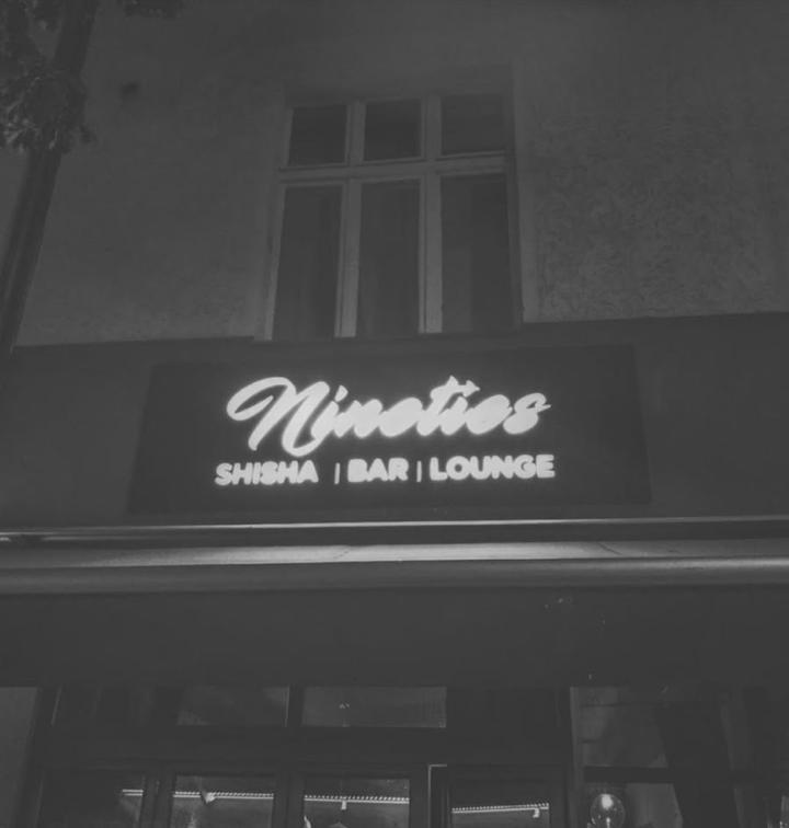 Nineties Shisha-Bar-Lounge