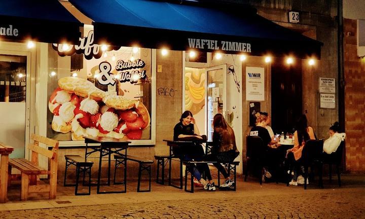 Waffel Zimmer Spandau