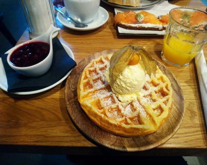 Cafe Irma