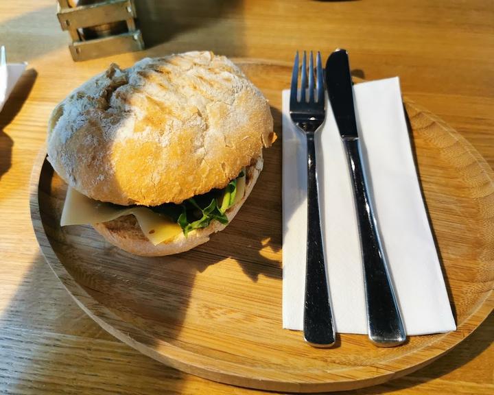 Cafe Irma