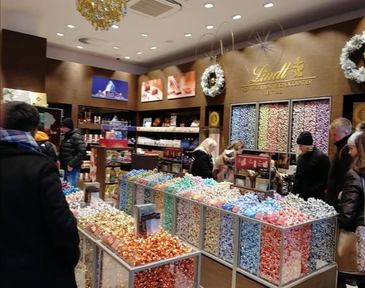 Lindt