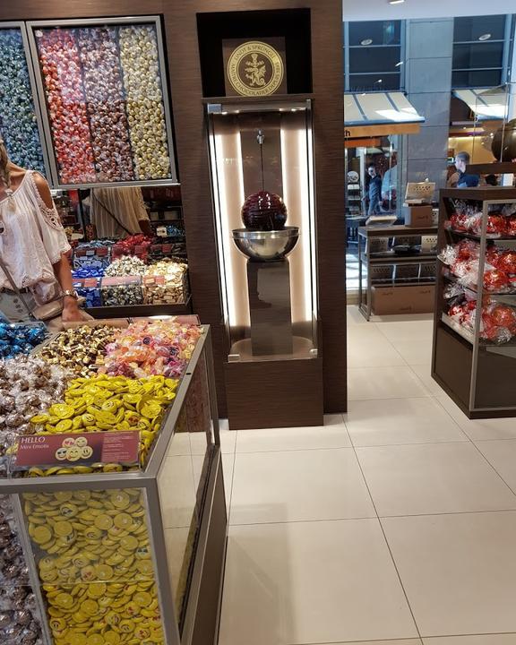 Lindt
