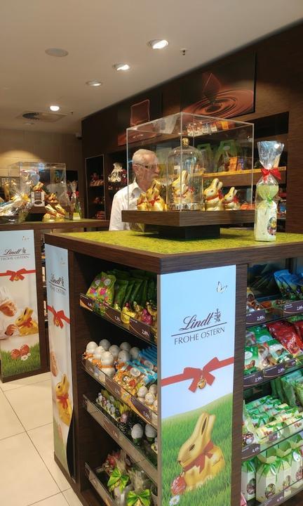Lindt