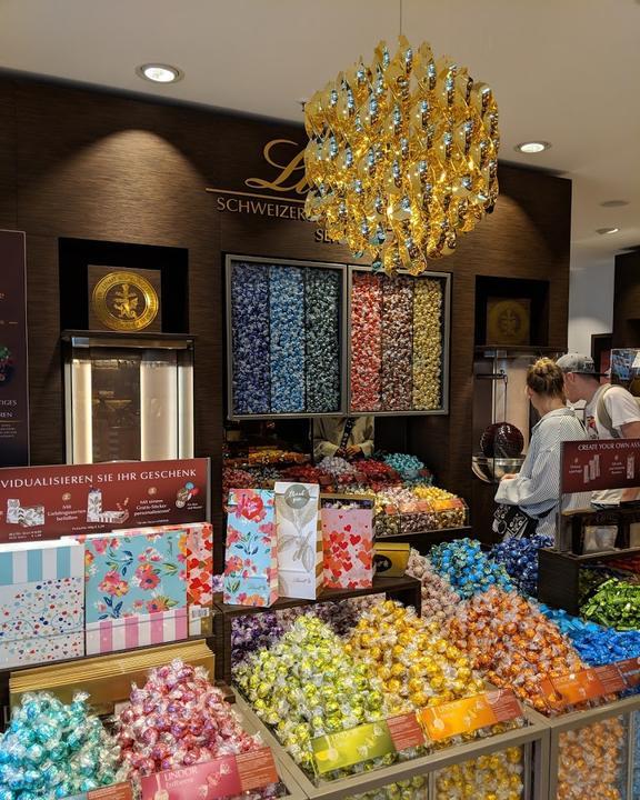 Lindt