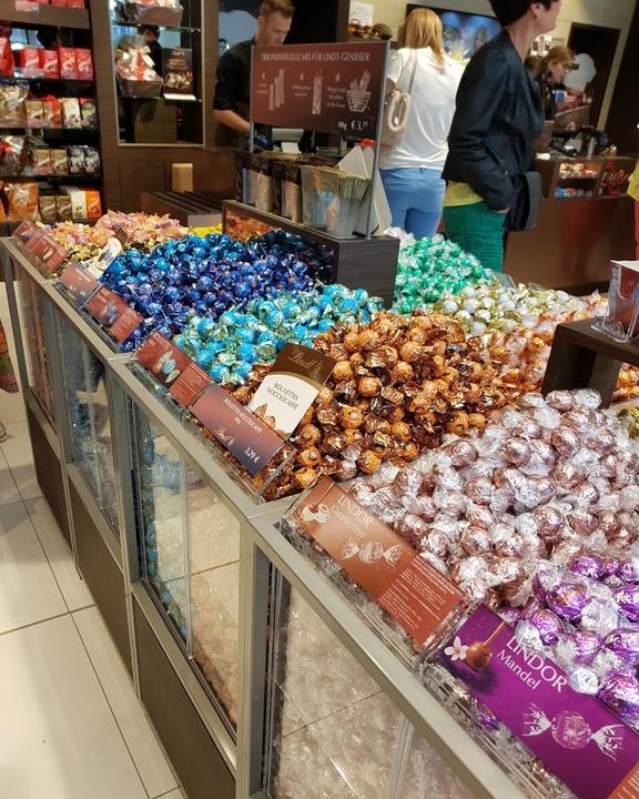 Lindt