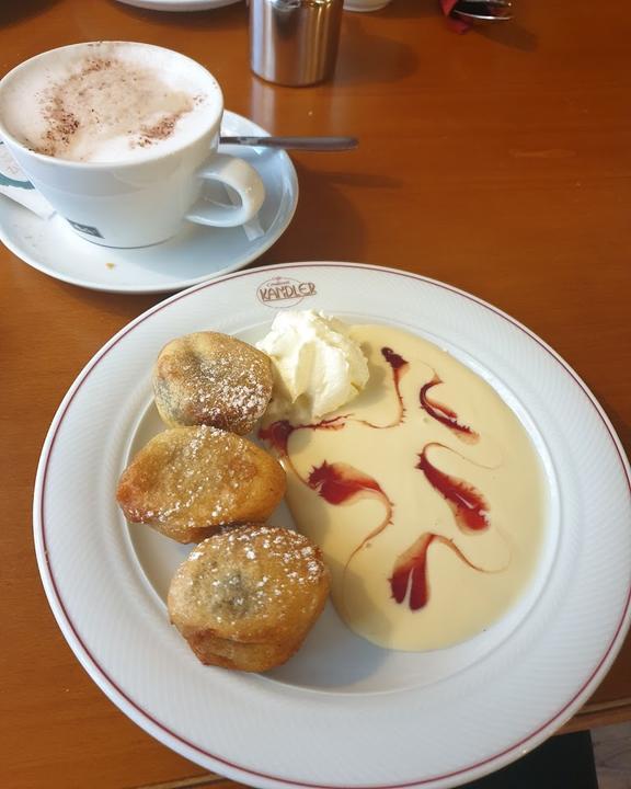Cafe Kandler