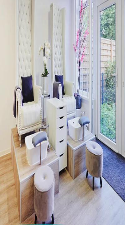 Glam up Bar