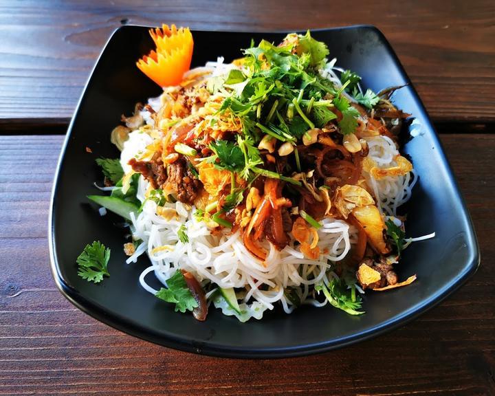 Nhà Tôi Restaurant