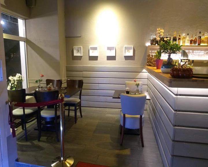 Nhà Tôi Restaurant