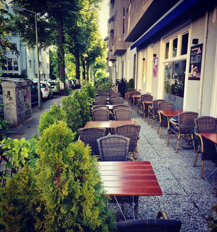 Puppen Cafe