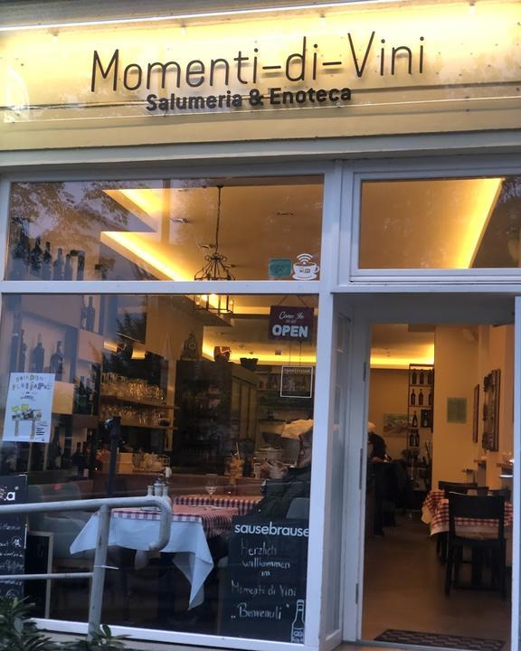 Momenti Di Vini Salumeria & Enoteca