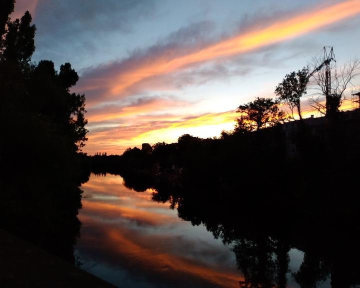 Elfengrund am Riveufer