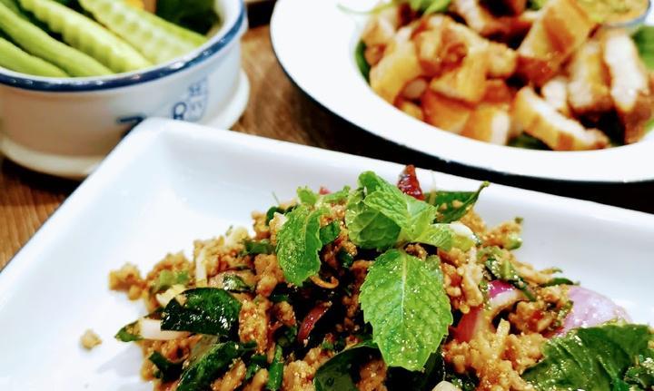 Charme Thai Bistrot Cafe