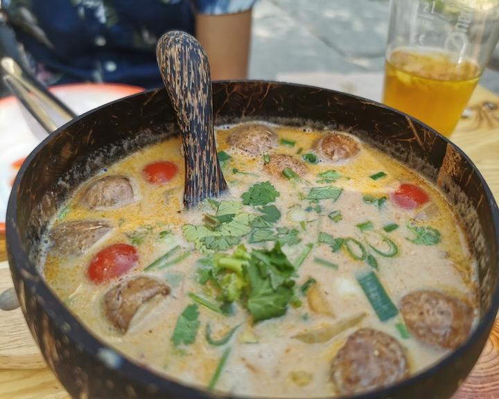 Charme Thai Bistrot Cafe