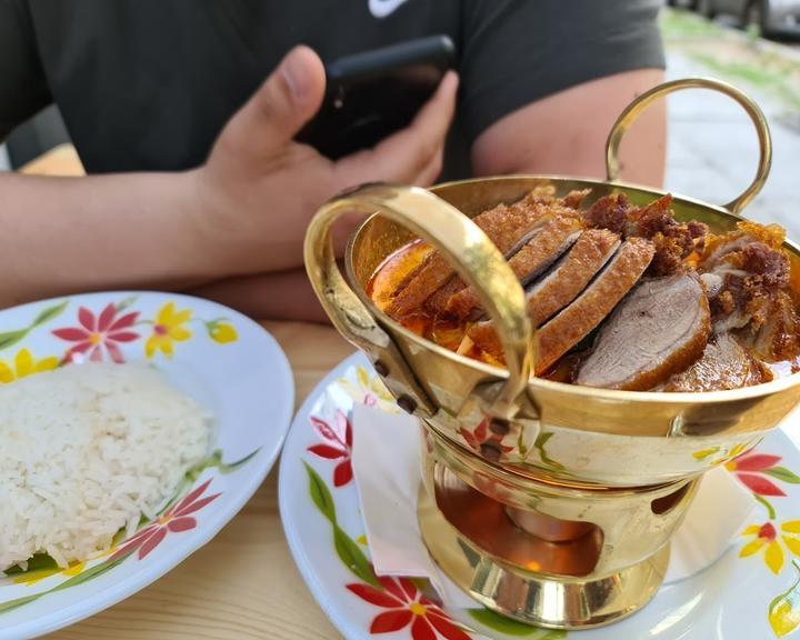 Charme Thai Bistrot Cafe