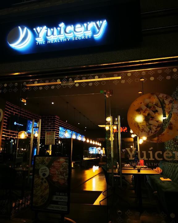 Yuícery Ehrenstraße