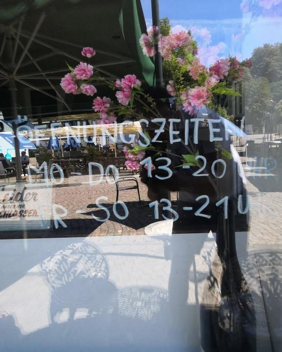 Im Blauen Fenster