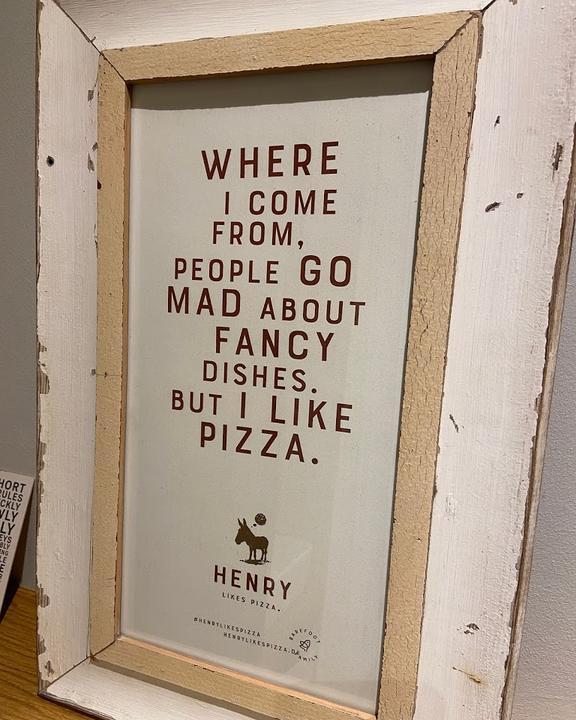 Henry Likes Pizza