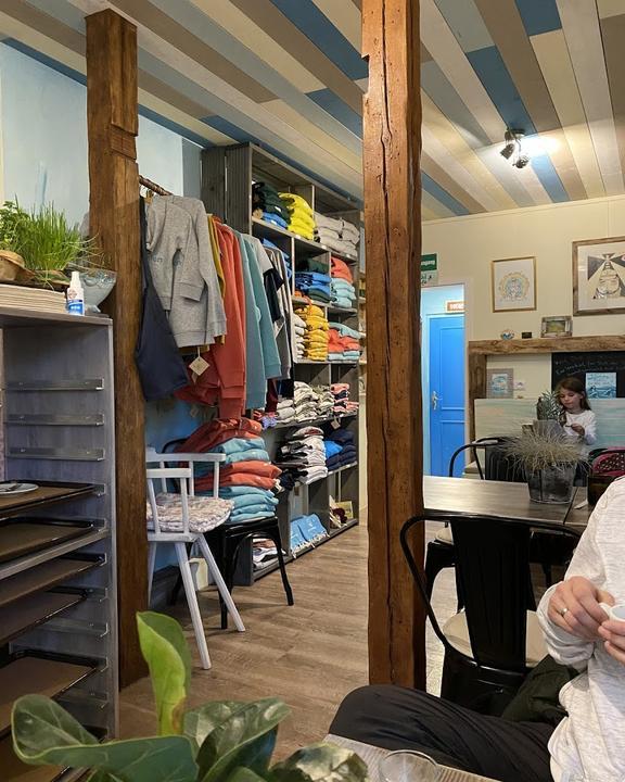 Warnefornien Ladencafe