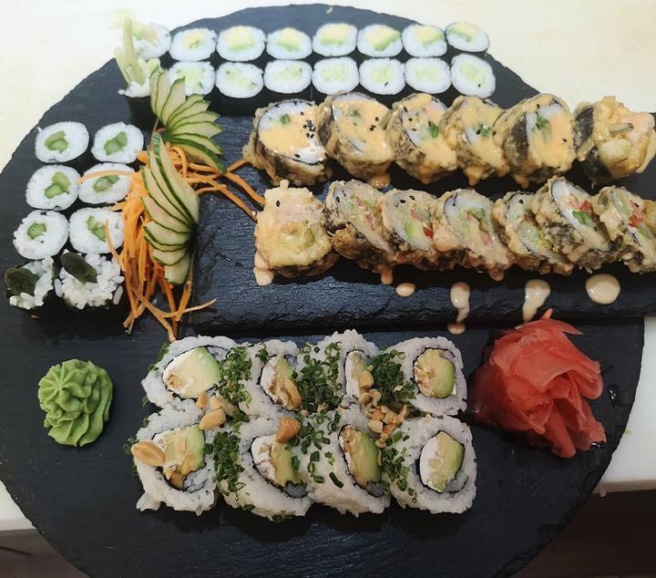 Kazoku Sushi