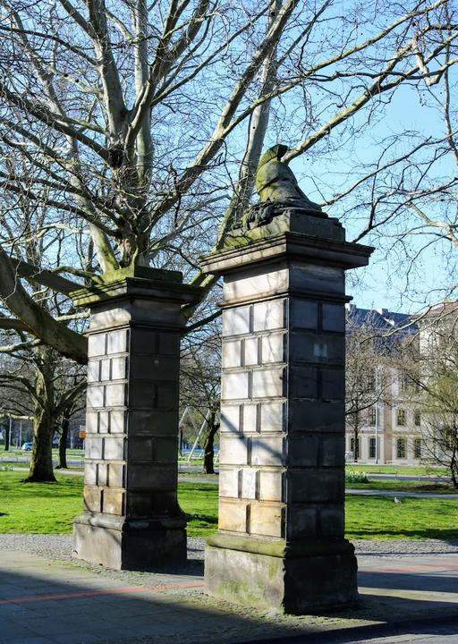 Leineschloss