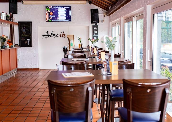 Abseits Bar