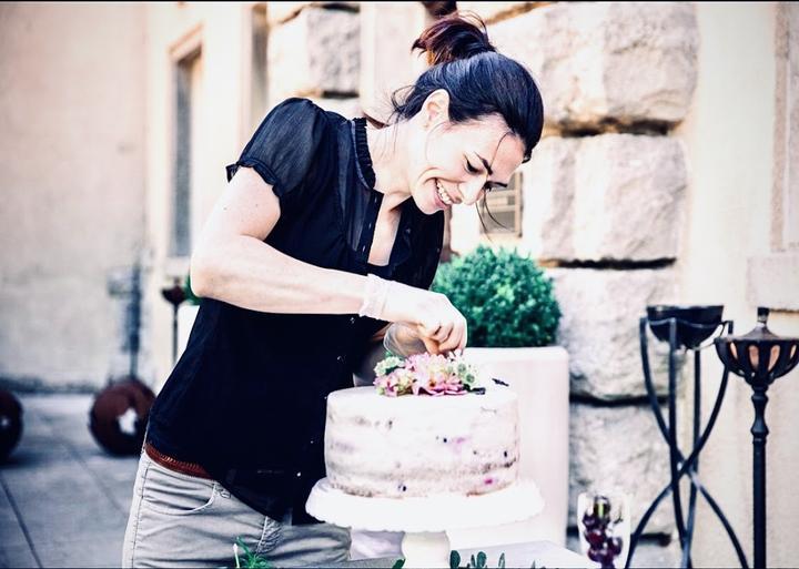 Cake Artist