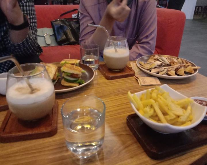 Hai Coffee & Asian Food