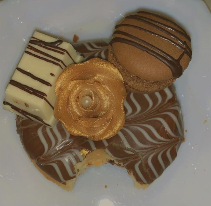 Royal Donuts