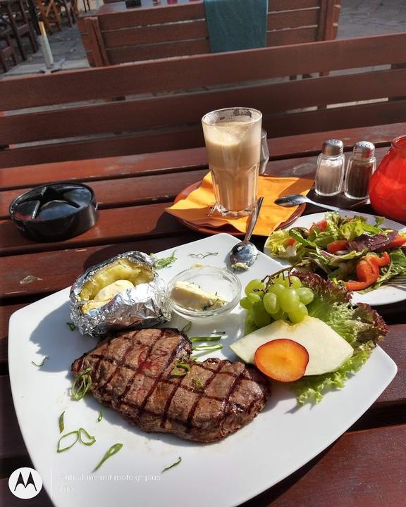 WAU Wirtshaus am Ufer