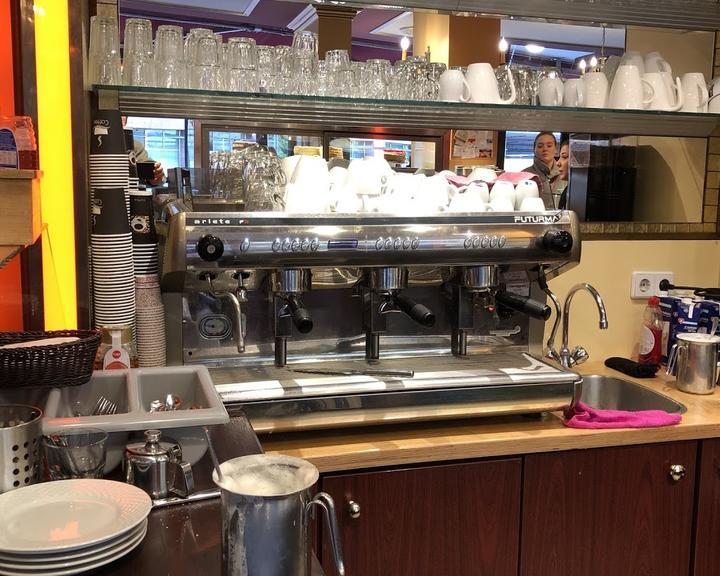 Ans-Back Cafe Baeckerei