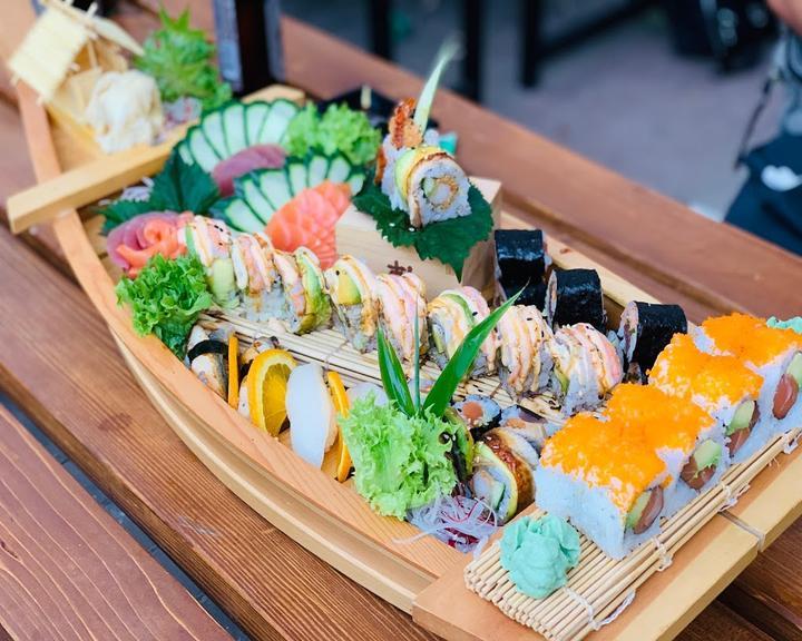 Yakoolza Sushi Club