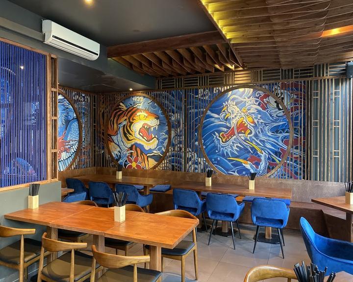 Yakoolza Sushi Club