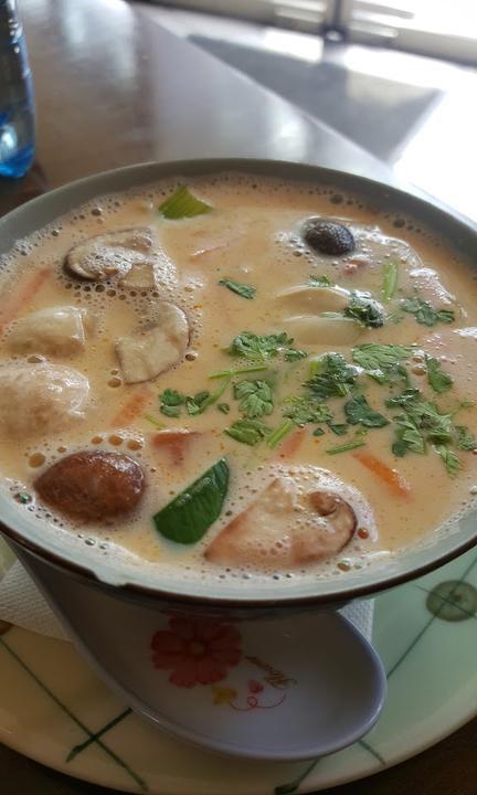 Liu Dai Quan Papaya Restaurant