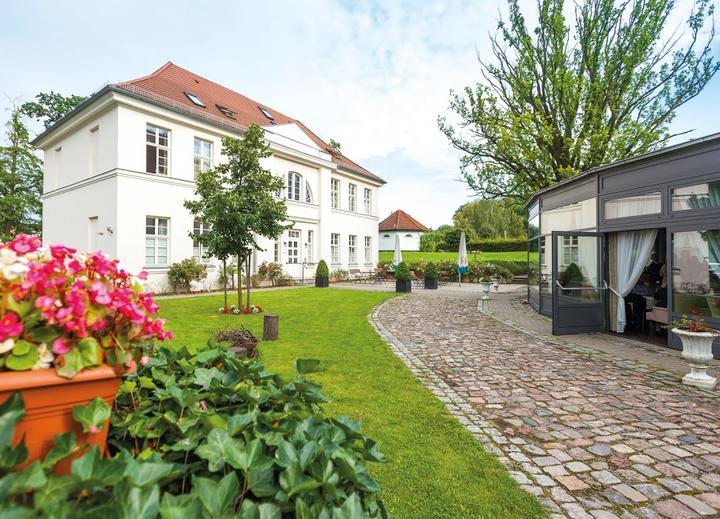 Prinzenpalais