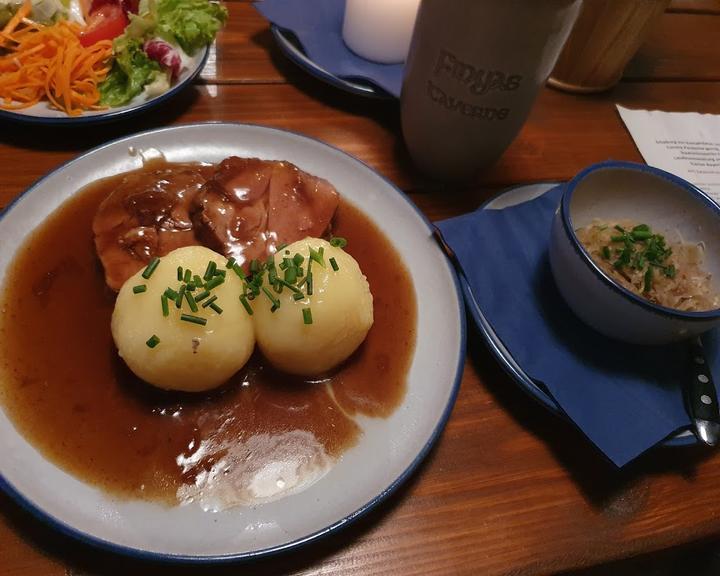 Finyas Taverne im Lutzgarten
