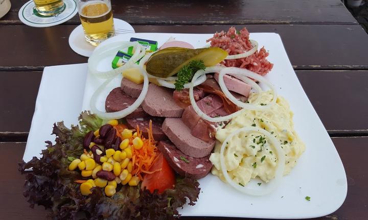 Bierhaus am Rhein