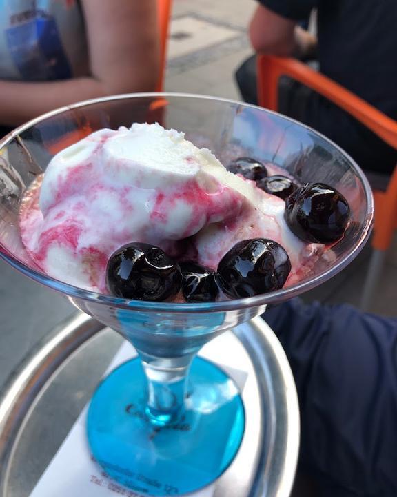 Eiscafe Cortina