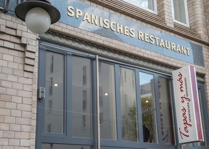 Tapas y Mas Tres